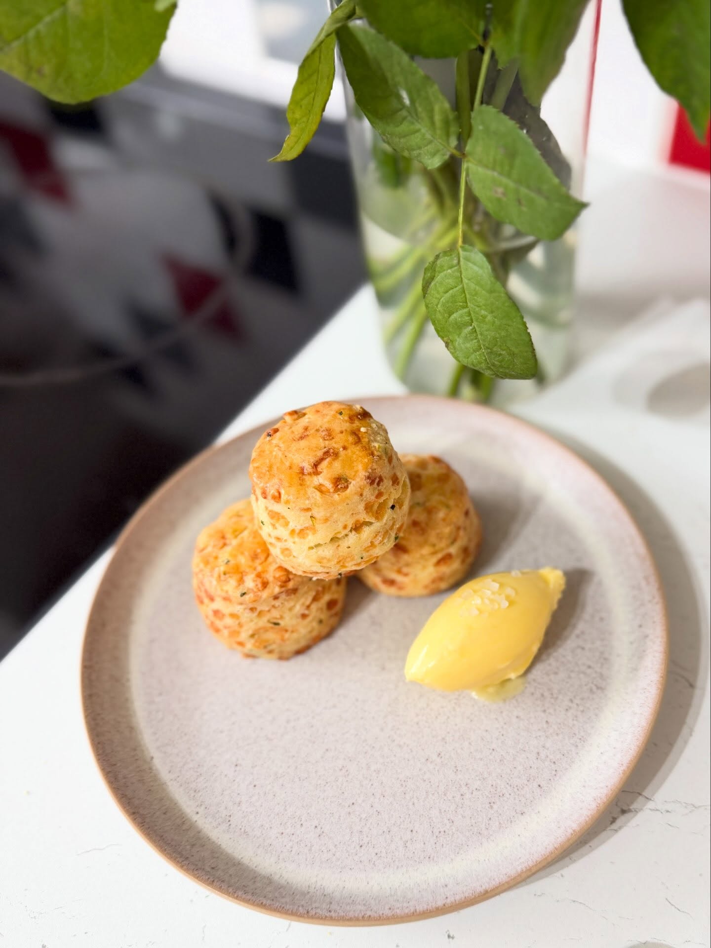 Cheddar & Chive Scone